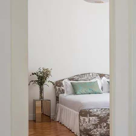 Apartment 22suitedreamer